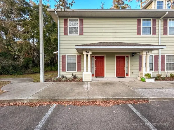 2960 SW 35th Pl APT 70, Gainesville, FL 32608