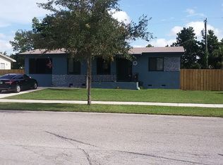 10025 Pan American Dr, Cutler Bay, FL 33189