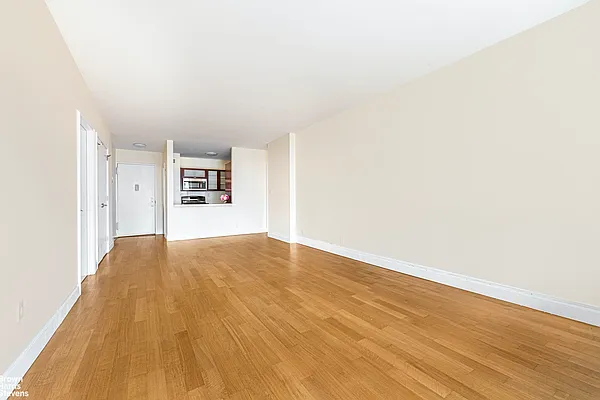 Rented by Brown Harris Stevens | media 22