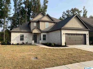 902 Box St, Athens, AL 35611