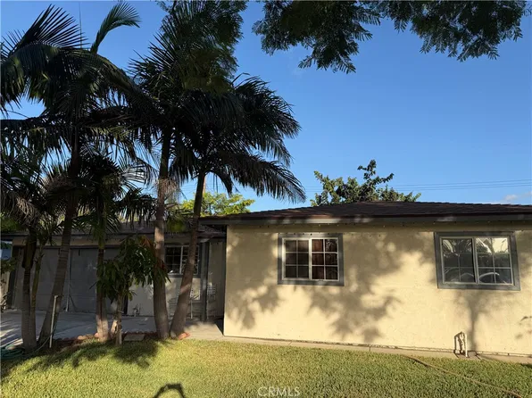 1209 S Townsend St, Santa Ana, CA 92704