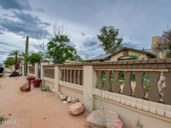 419 W Palmdale St, Tucson, AZ 85714