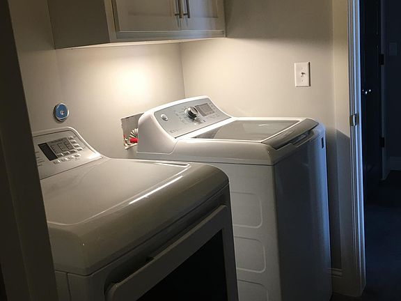 Full Size Washer and Dryer