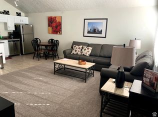 860 S Village Rd APT B11, St George, UT 84770