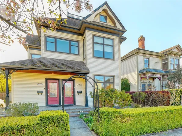 121/123 Turner St, Victoria, BC V8V 1P5