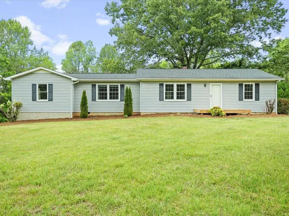 10037 Booker T Washington Hwy, Wirtz, VA 24184