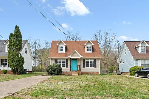 9193 Pembroke Oak Grove Rd Photo 1