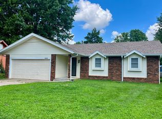 903 E Cambridge St, Springfield, MO 65807