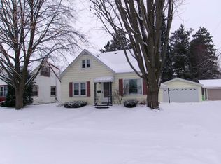 410 Liberty St, Beaver Dam, WI 53916
