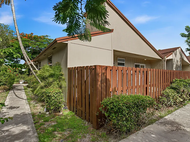11600 Timbers Way #37A — Photo 3