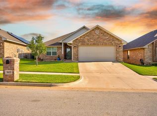 9413 NW 87th St, Yukon, OK 73099