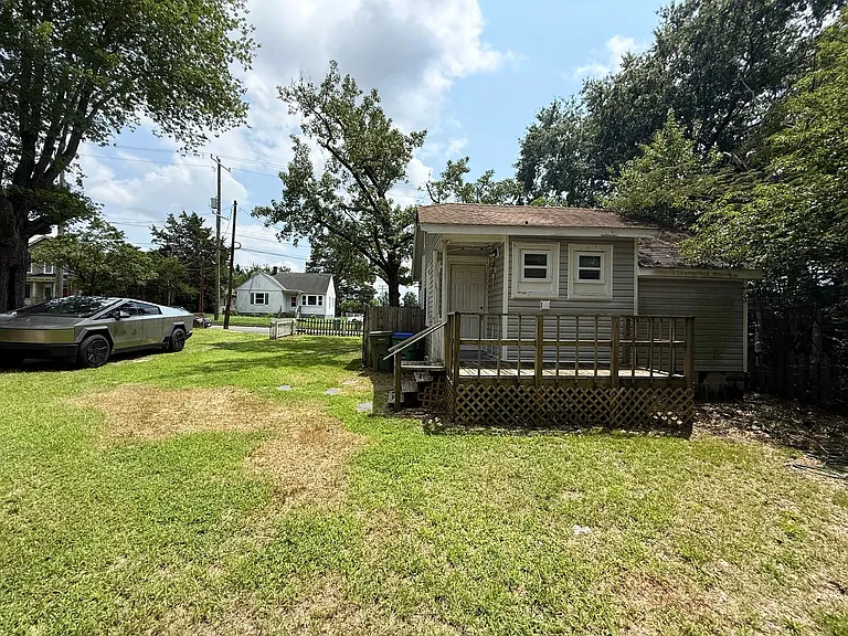 1718 National St — Photo 16