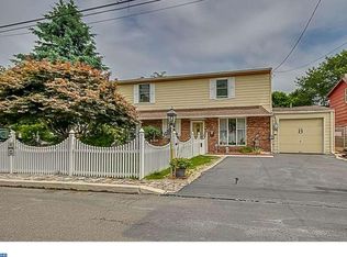 903 4th Ave, Croydon, PA 19021