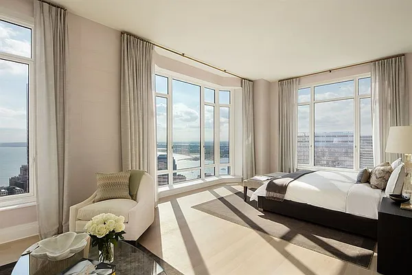 Sold by Corcoran | media 25