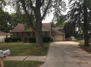 2116 Manitowoc Rd, Green Bay, WI 54302