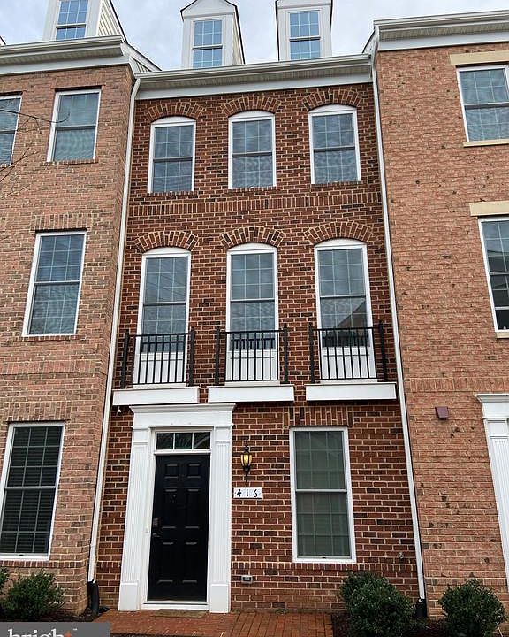 Welcome to Crescent Place!