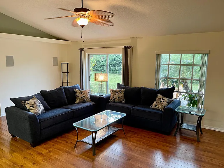 3658 Joshua Ln — Photo 7