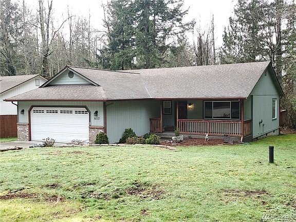 3rd image of 8117 Sparrow Ct SE
