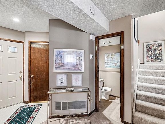 4th image of 12213 Holmes Ln