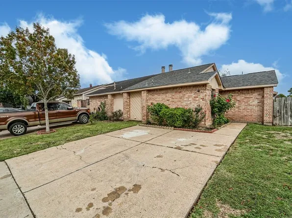 16533 Gold Ridge Ln, Houston, TX 77053