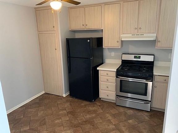 3rd image of 2563 Harbor Blvd APT 1