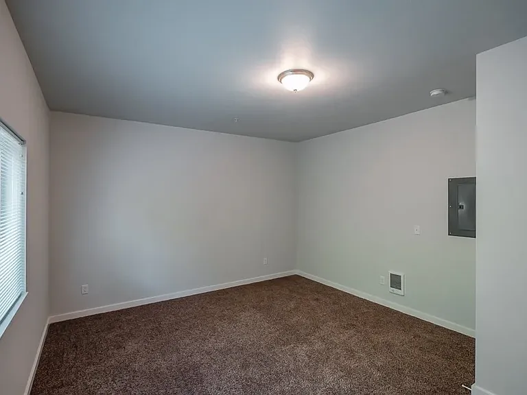 Cascade Meadows Apartments — Photo 11