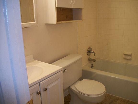 2nd image of 2022 Douglas Ave