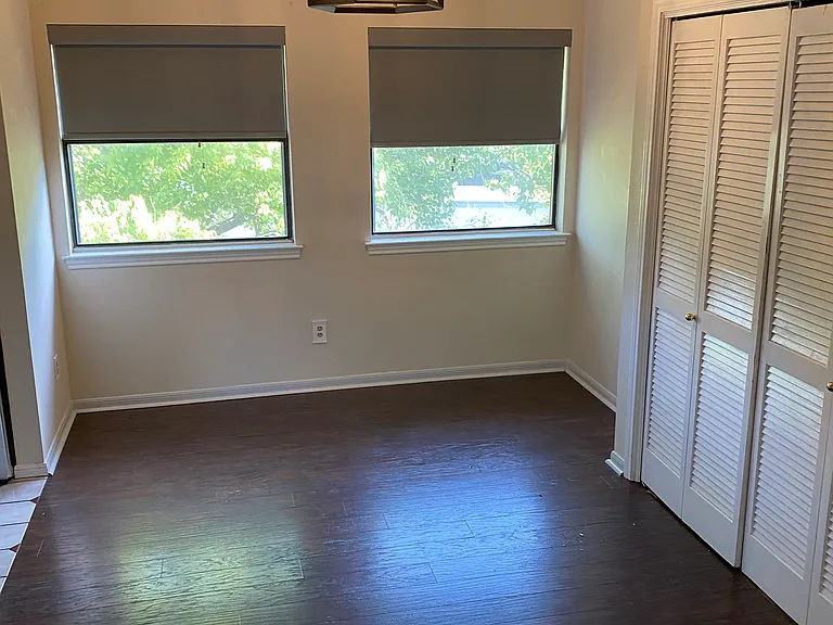 2400 Southland Dr #B — Photo 19