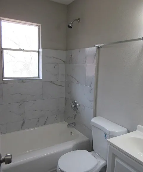 784 Terminal Ct #10 — Photo 16