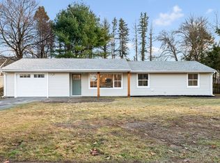 27 Trinity St, Danvers, MA 01923