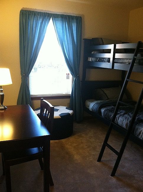 2nd image of 4600 Freedom Ct APT 103