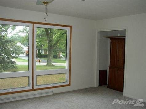 4th image of 2984 Kimmel St