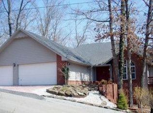 19 Wootton Dr, Bella Vista, AR 72715