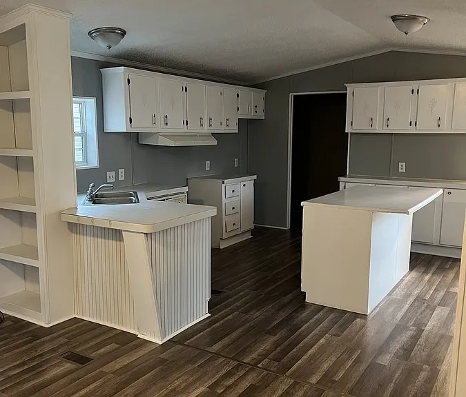 3810 S Thompson St #18 — Photo 5