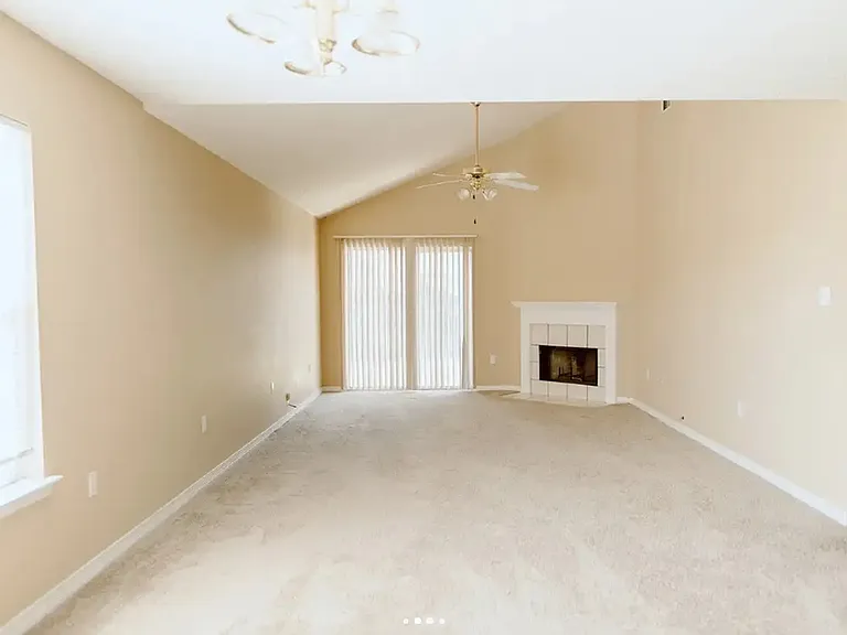 62075 Airport Rd #62075 — Photo 13