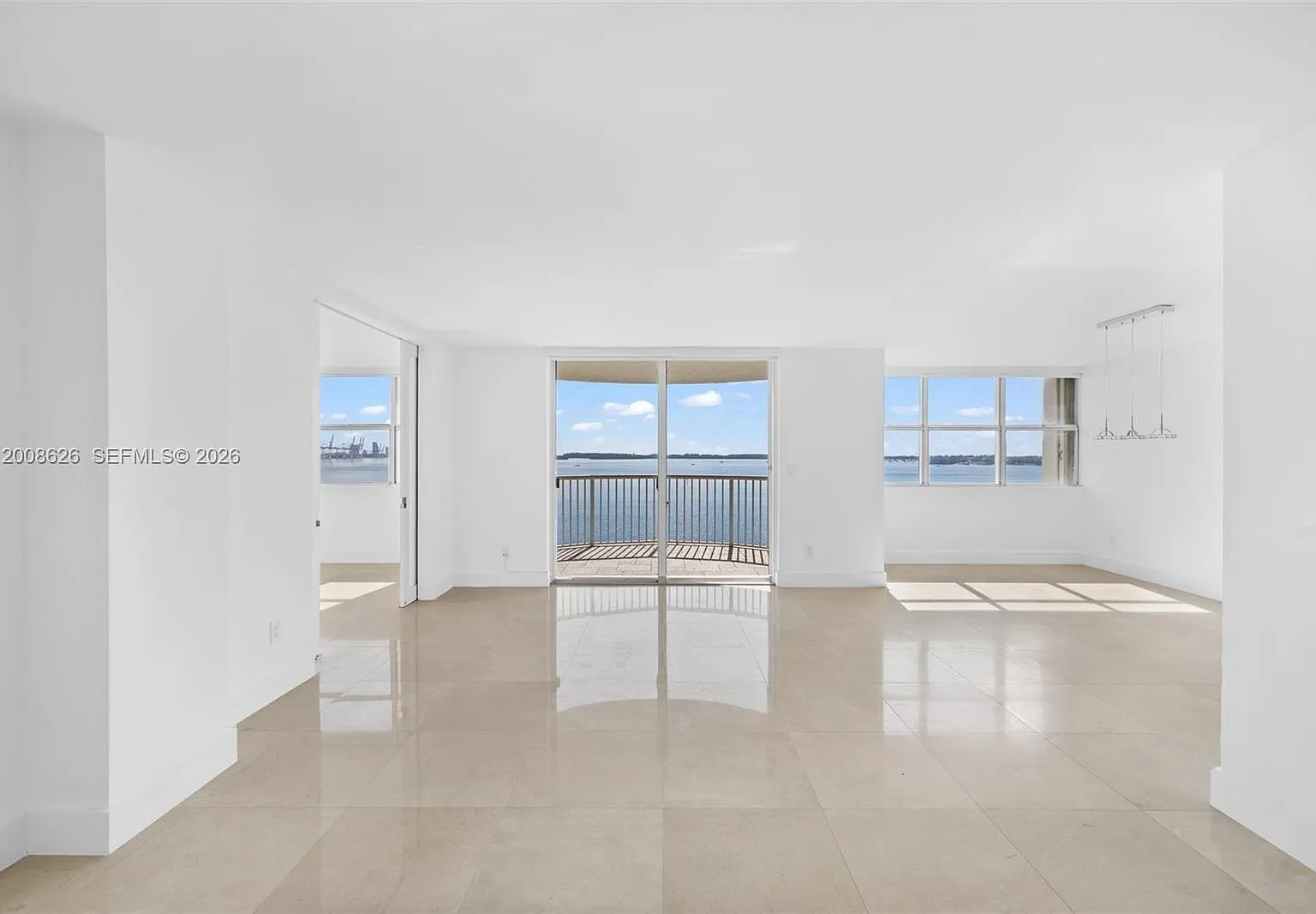 1420 Brickell Bay Dr — Photo 4