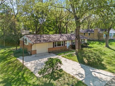3945 Sloping Dr, Bellbrook, OH, 45305