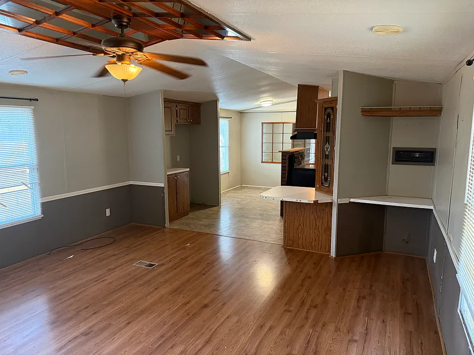 831 Richfield Rd