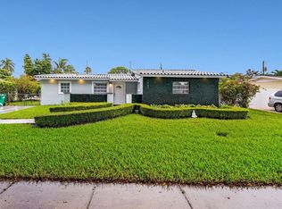 7961 NW 175th St, Hialeah, FL 33015