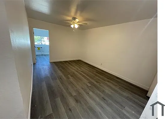 2 bed, 575 sqft, $2,350 — Photo 2