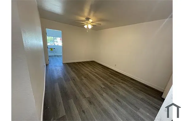 Building Photo - 3030 Valle Vista Dr #13