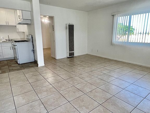4th image of 1134 N East St APT E