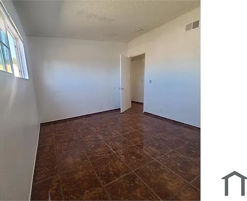 2 bed, 900 sqft, $1,950 — Photo 4