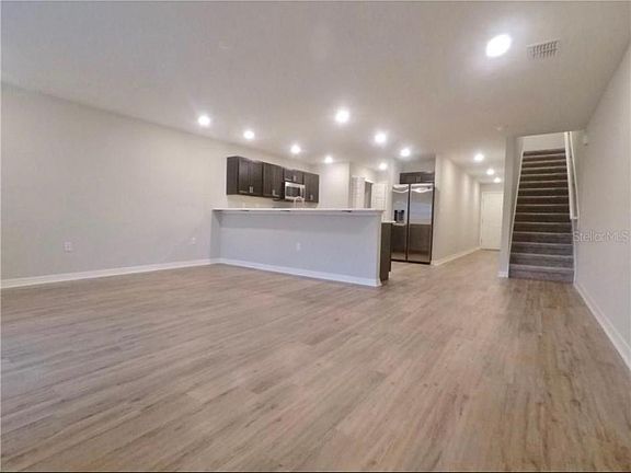 4th image of 3019 Fieldwood Cir