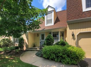 27 Fairbanks Ln, Basking Ridge, NJ 07920