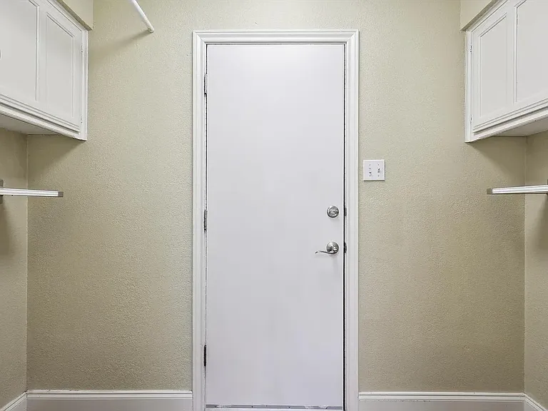 2813 Cripple Creek Trl — Photo 25
