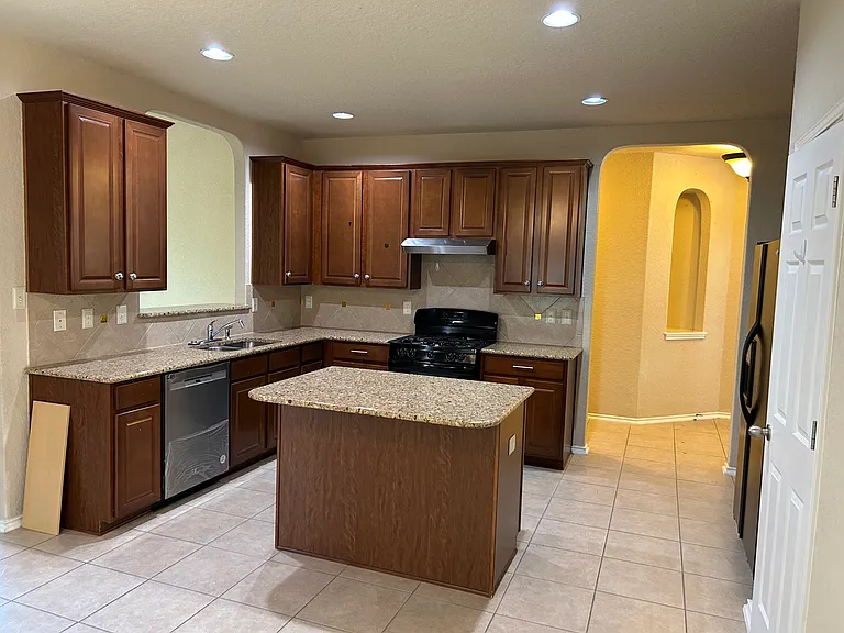 6207 Palmetto Way — Photo 6