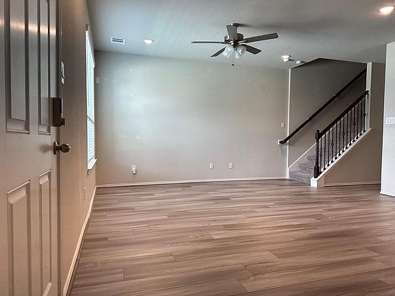 5th image of 15827 Sundew Prairie Dr