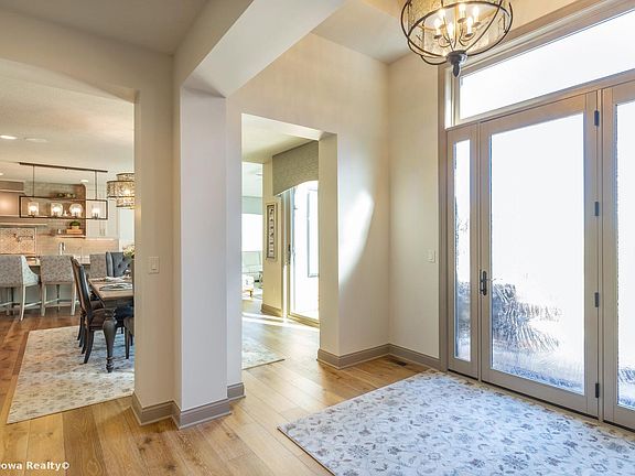 4th image of 10256 Bella Strada Ln