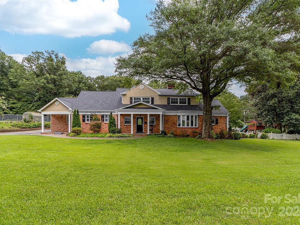 1st image of 508 Clinton Dr